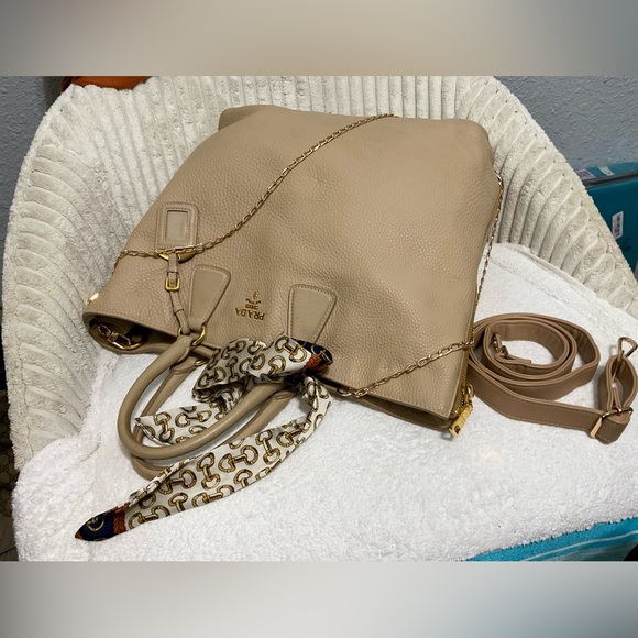 Prada Bags - Picture 12 of 15